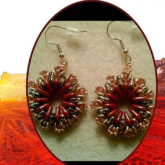 "Golden topaz" trinity beaded hoop earrings - Picture 1 of 3